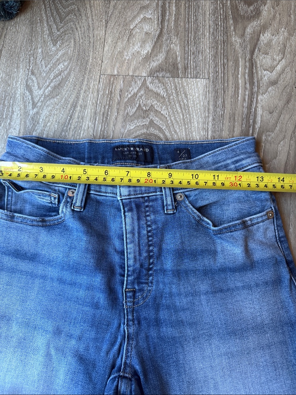 Lucky Brand Women's Light Blue Skinny Jeans - Picture 9 of 13